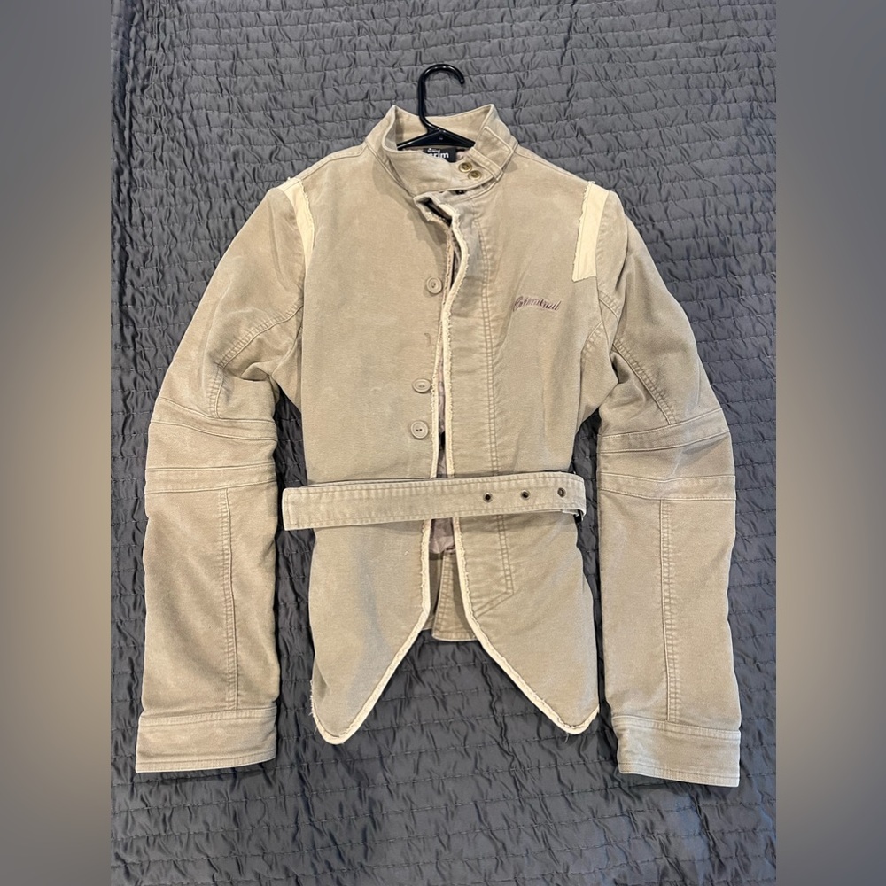 Criminal Jacket with belt